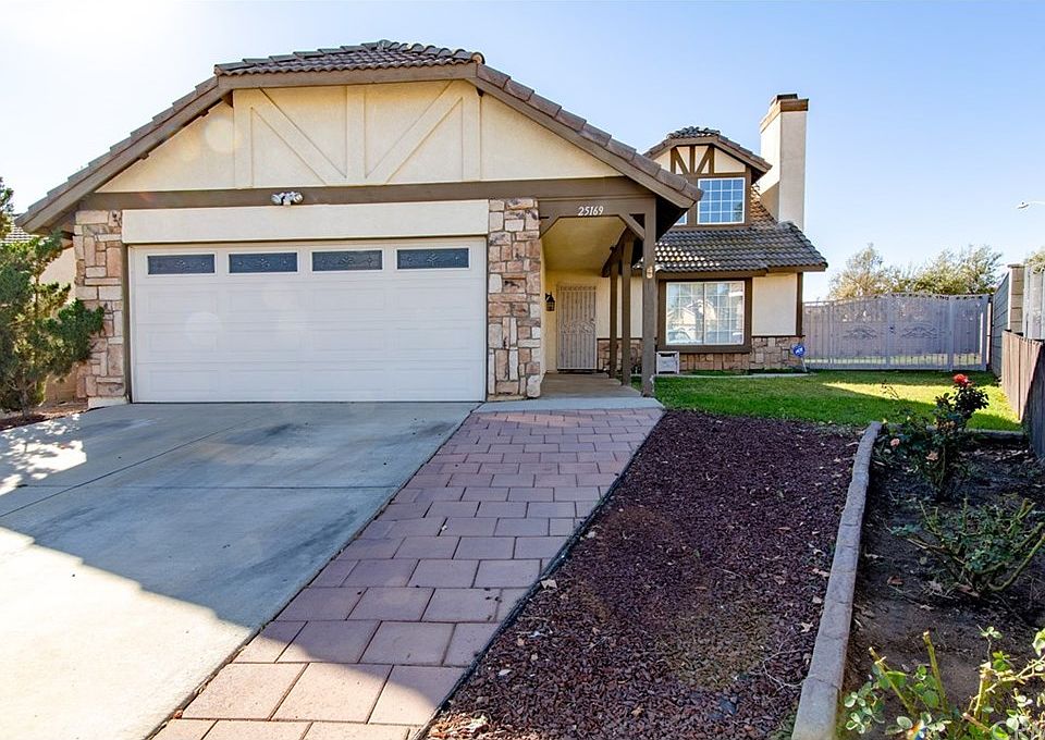 1st image of 25169 El Greco Dr