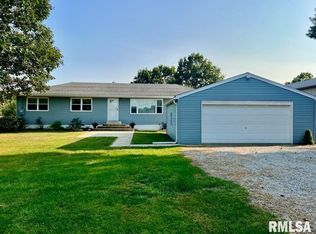 2594 Tozer Rd, Springfield, IL 62707