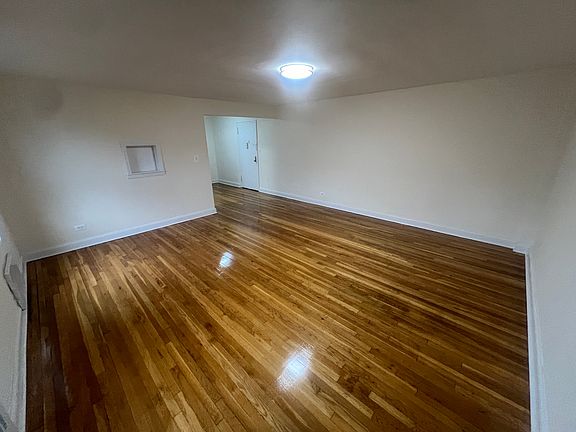 5th image of 14435 35th Ave #5K