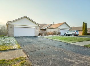 1253 Woodcreek Bnd, Rockford, IL 61108
