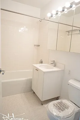 Rented by Platinum Properties | media 3