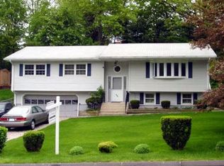 151 Ardsley Rd, Waterbury, CT 06708