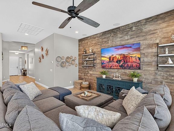 4th image of 21237 W MINNEZONA Avenue