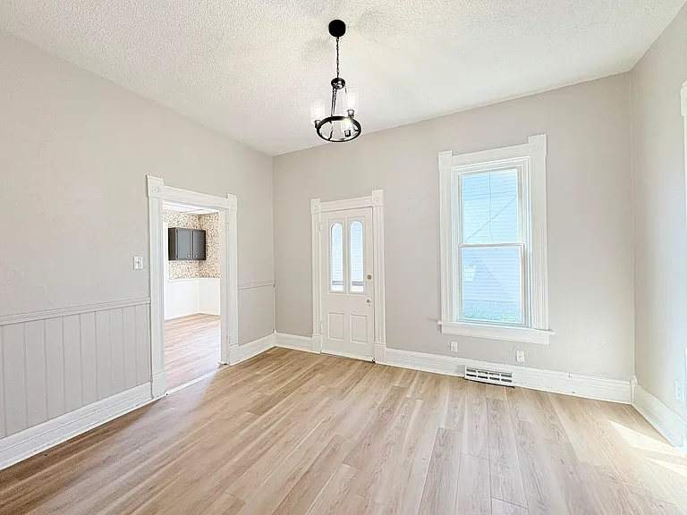 622 Church St — Photo 2