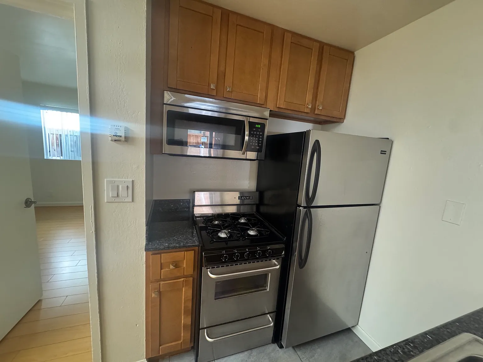 1 bed, 347 sqft, $1,800 — Photo 3