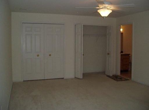 3rd image of 2822 S Knightsbridge Cir