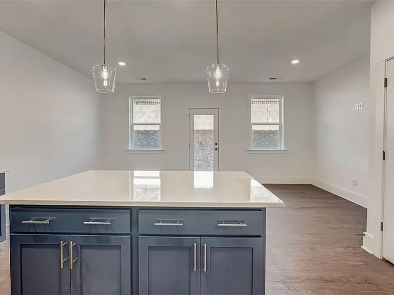1632 Gunnin Trce NW — Photo 6
