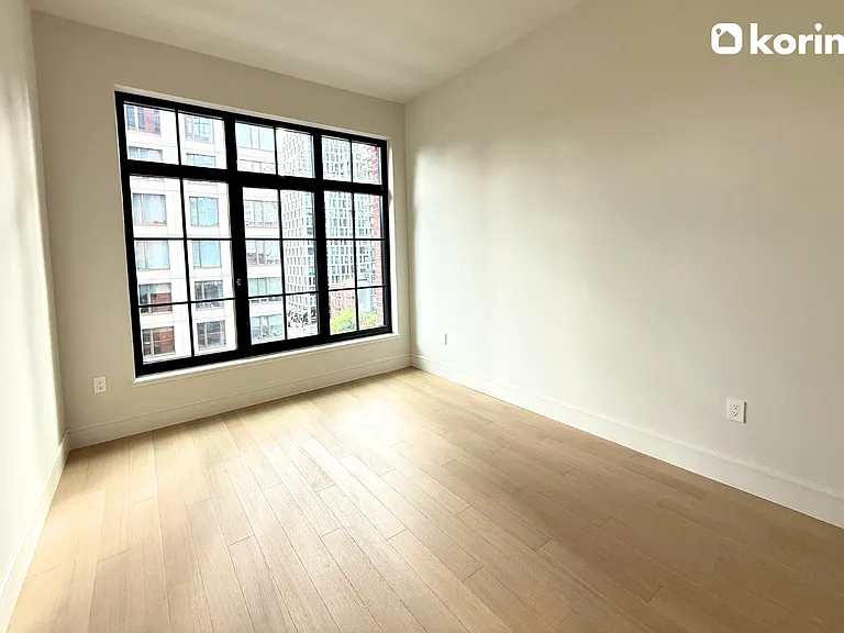 201 E 23rd St #7C — Photo 14