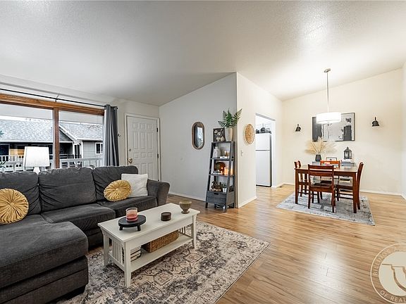 5th image of 2826 Oakland Dr Unit 11