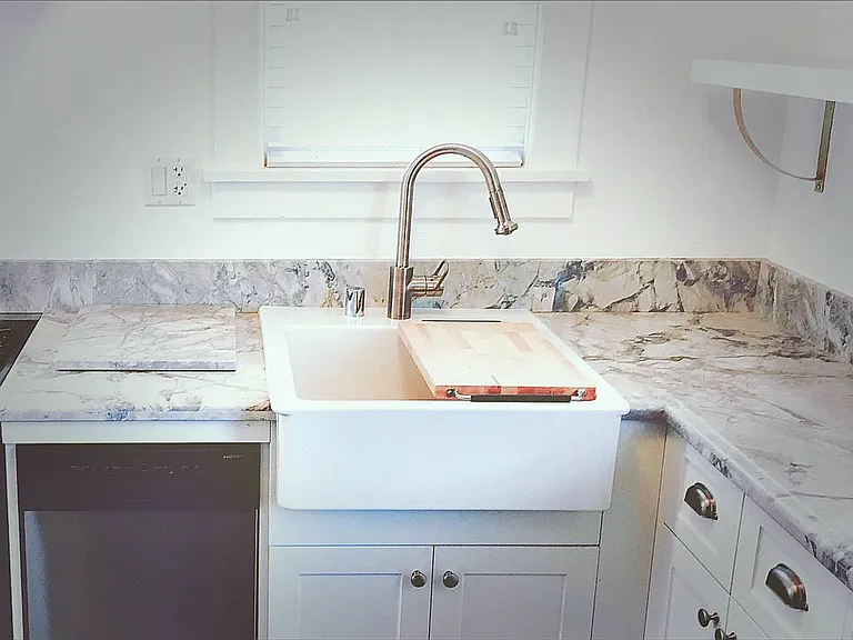 1712 Echo Park Ave — Photo 19