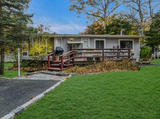 133 Oak Dr, Baiting Hollow, NY 11933