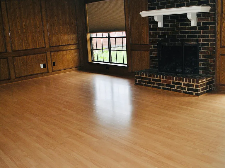 1902 Aspen Dr — Photo 5