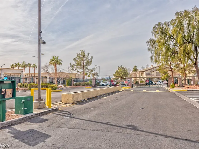 5710 E Tropicana Ave #1010 — Photo 14