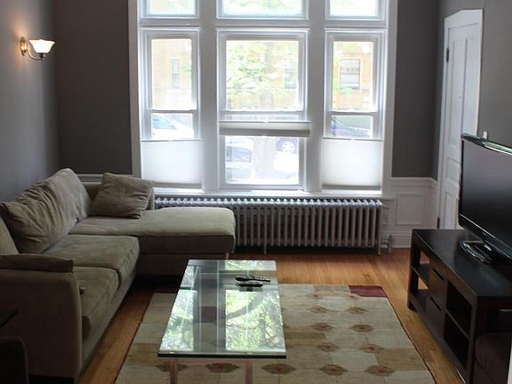 2nd image of 4903 N Hoyne Ave APT 1