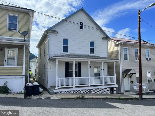 92 James St, Keyser, WV 26726