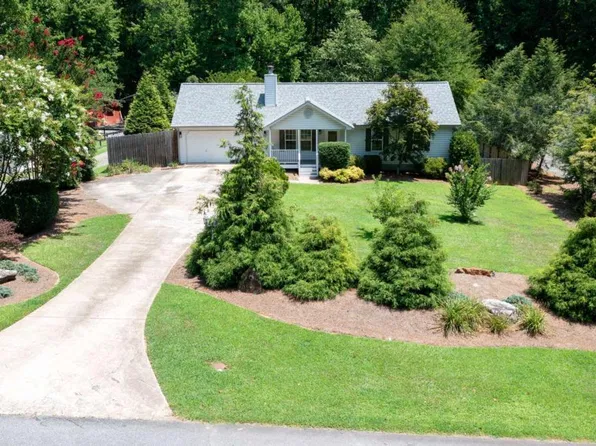 3505 Lakeside Ln, Cumming, GA 30040