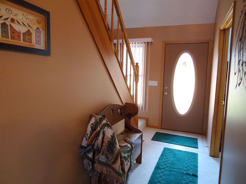 Light & Bright Entry