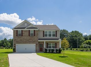 252 Simply Country Ln, Lillington, NC 27546