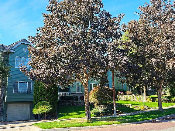 3rd image of 438 S Coeur D Alene St #3