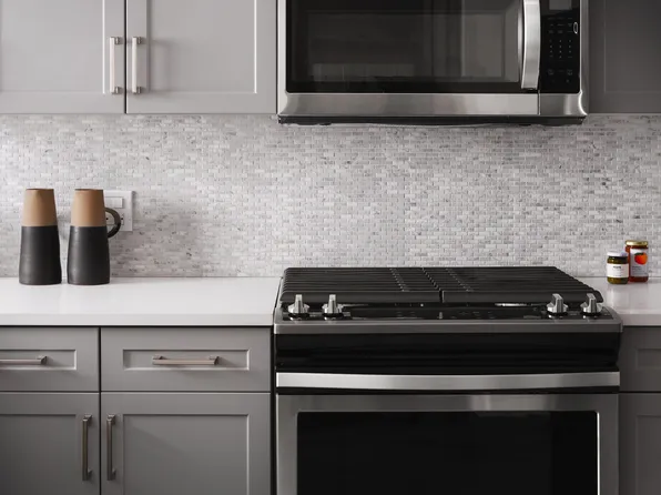 17 Ave At Port Imperial image 2 of 7