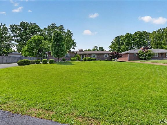 2nd image of 63 Lincord Dr