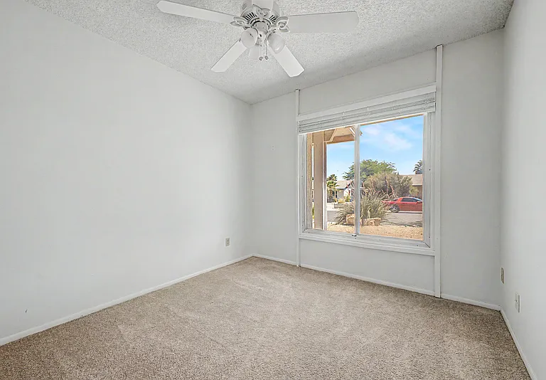 2822 E Willow Ave — Photo 24