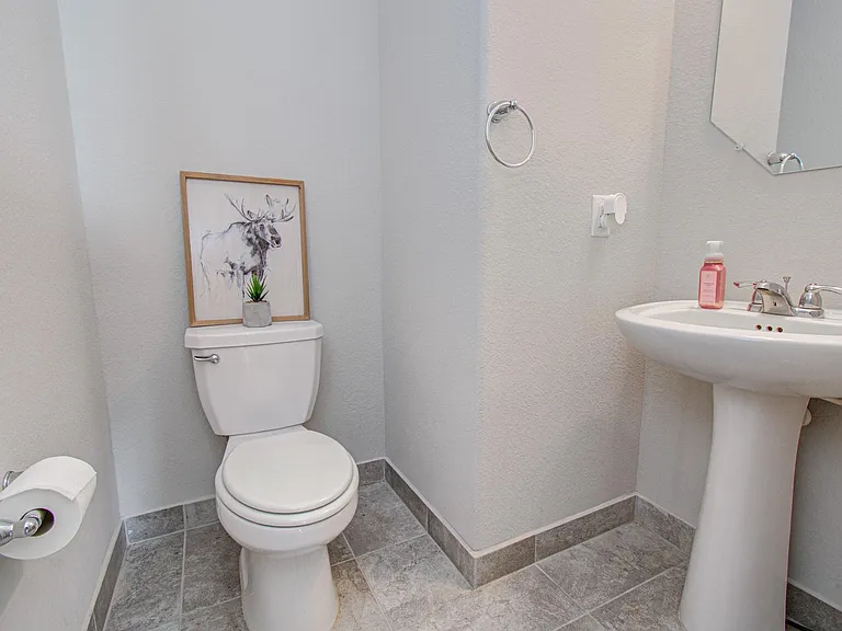 2202 Anzio Ct — Photo 37