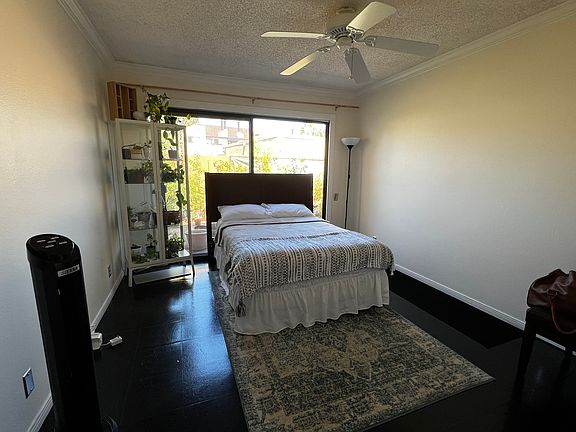 5th image of 25671 Le Parc Unit 57