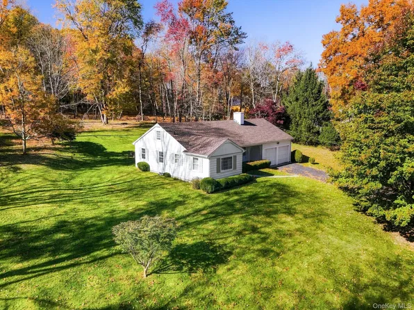 85 Mills Road, North Salem, NY 10560