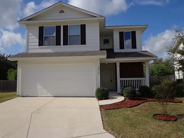 3 bed, 2.5 bath, 1530 sqft, $1,590 — Photo 1