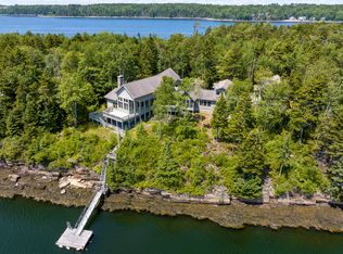 327 Gun Point Rd, Harpswell, ME 04079