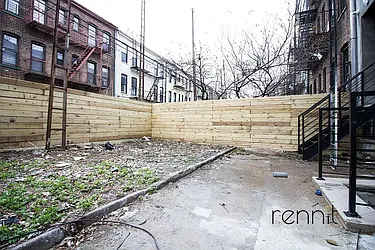 Rented by Rennit Inc.