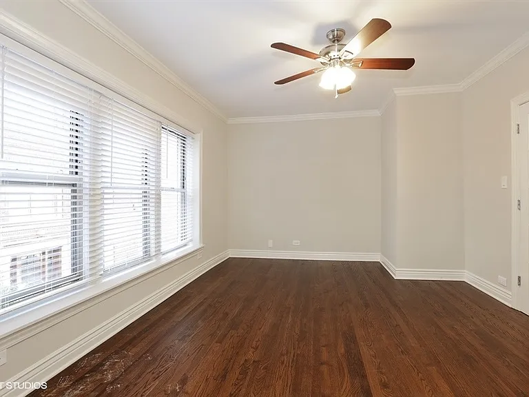 2452 W Addison St #3A — Photo 7