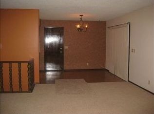 2125 S Lori Ln, Wichita, KS 67207
