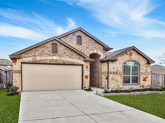 3rd image of 9414 Summer River Dr