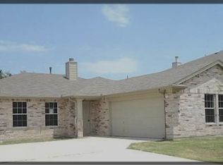 2102 Wagon Wheel Trl, Corinth, TX 76208