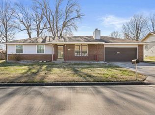 3660 W Watkins St, Springfield, MO 65802