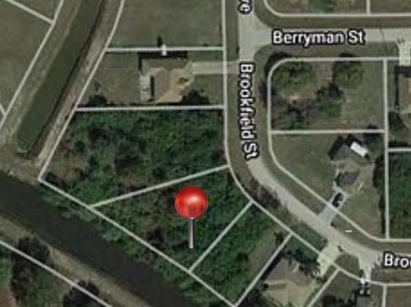 801 CHAPLIN Avenue, Lehigh Acres, FL 33971