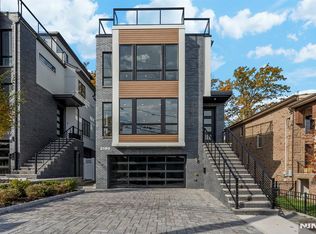 2189 Jones Rd, Fort Lee, NJ 07024