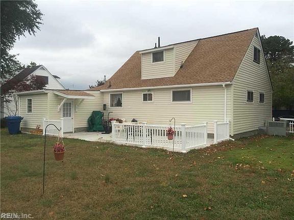 3rd image of 4745 Deerfield Ln