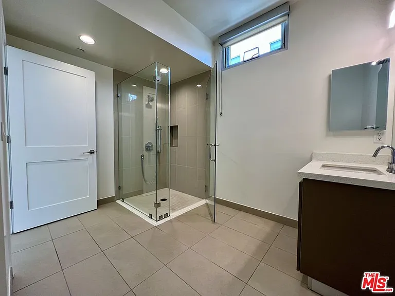 11715 W Bellagio Rd #204 — Photo 12