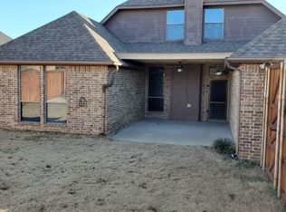 1621 Colonial Dr, Royse City, TX 75189