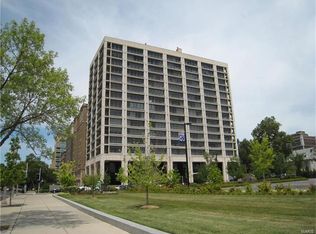 4501 Lindell Blvd APT 3A, Saint Louis, MO 63108