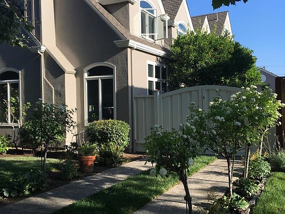 2nd image of 1085 Fairview Ave