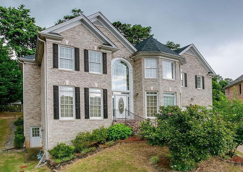 1st image of 545 Gavenwood Dr