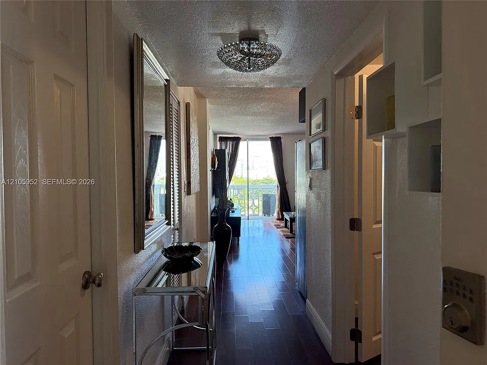 1020 Meridian Ave #615