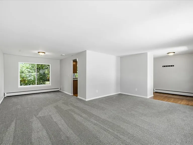 4820 W 102nd Pl — Photo 5