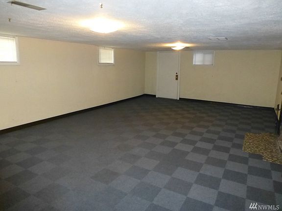 4th image of 3023 S 14th St