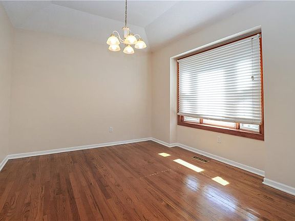 5th image of 12206 E 58th Pl