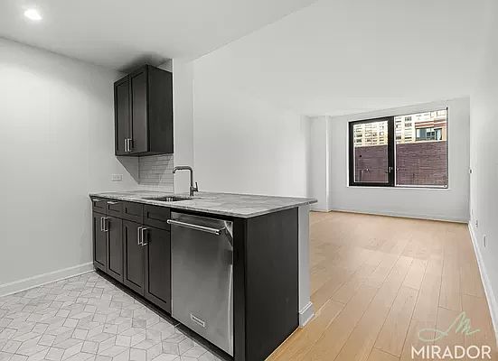 3rd image of 21 W End Ave APT 1714